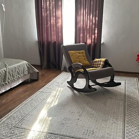 B&B Apart Atyraū Eksteriør billede